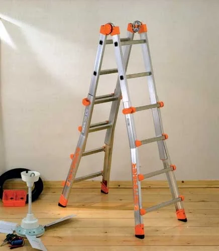 Scala Telescopica In Alluminio EN131